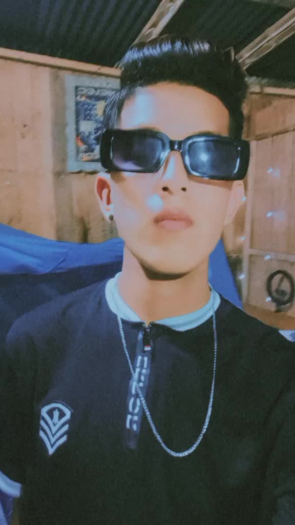 @👑🔥K&euml;v&icirc;ń❤😎
