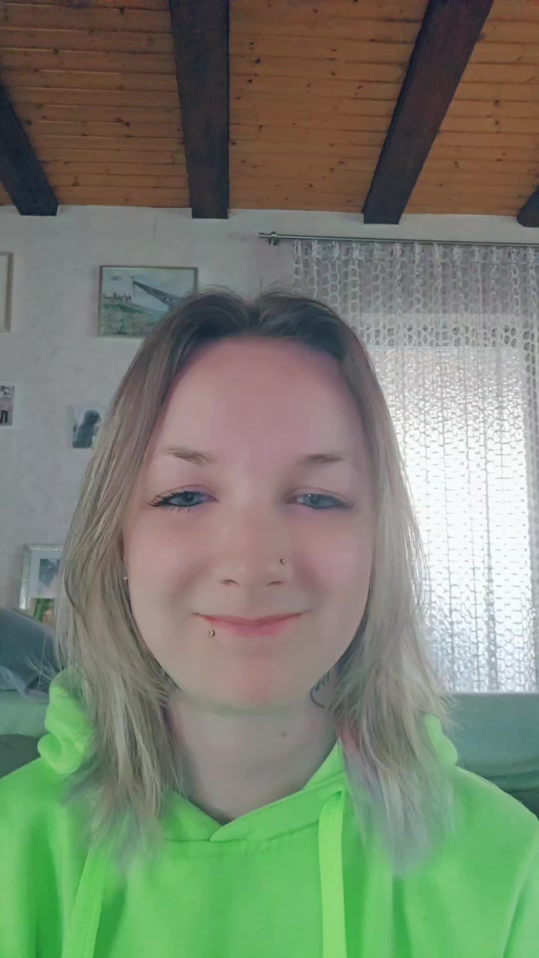@MelBee🐝