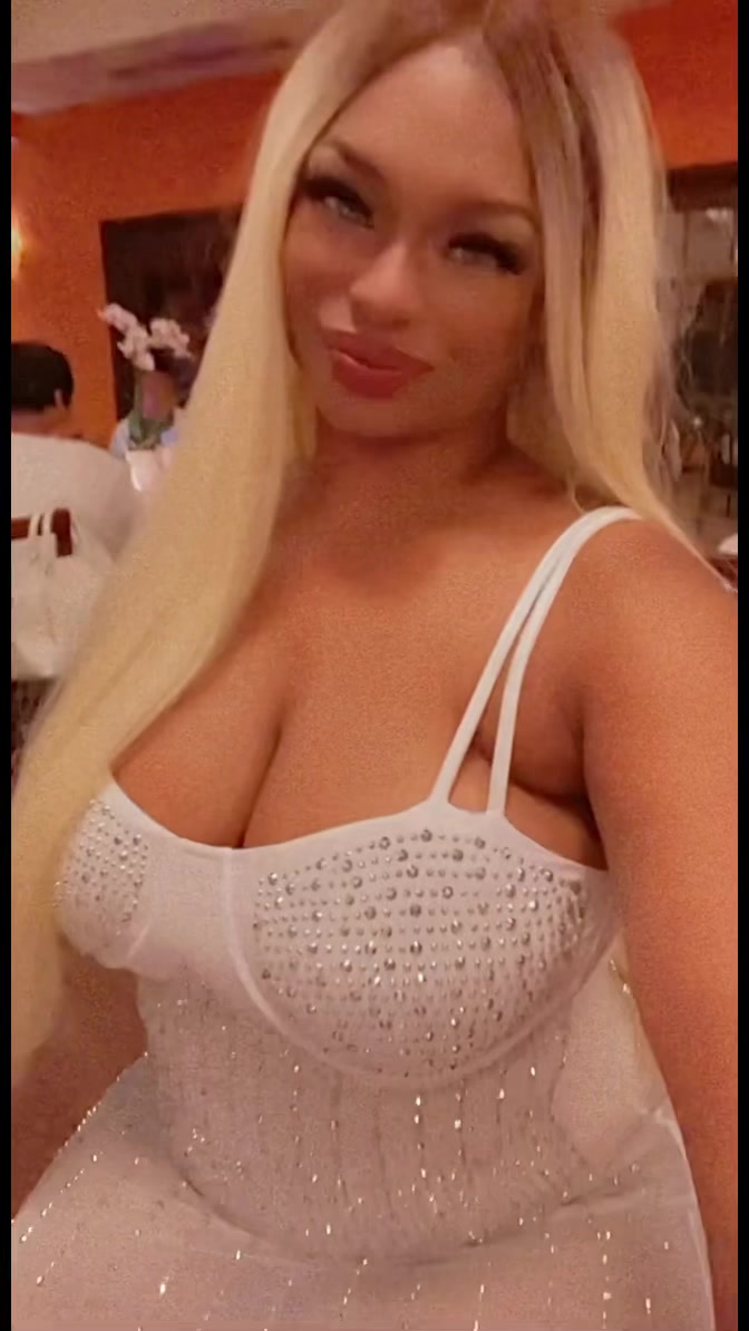 @Carmen Maria