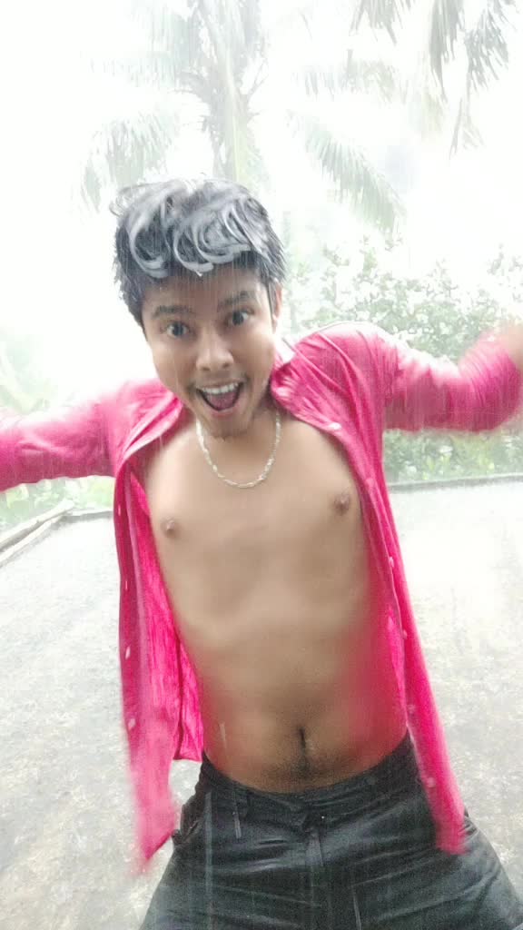 @FUNNY BOY BHASKAR 😜😎