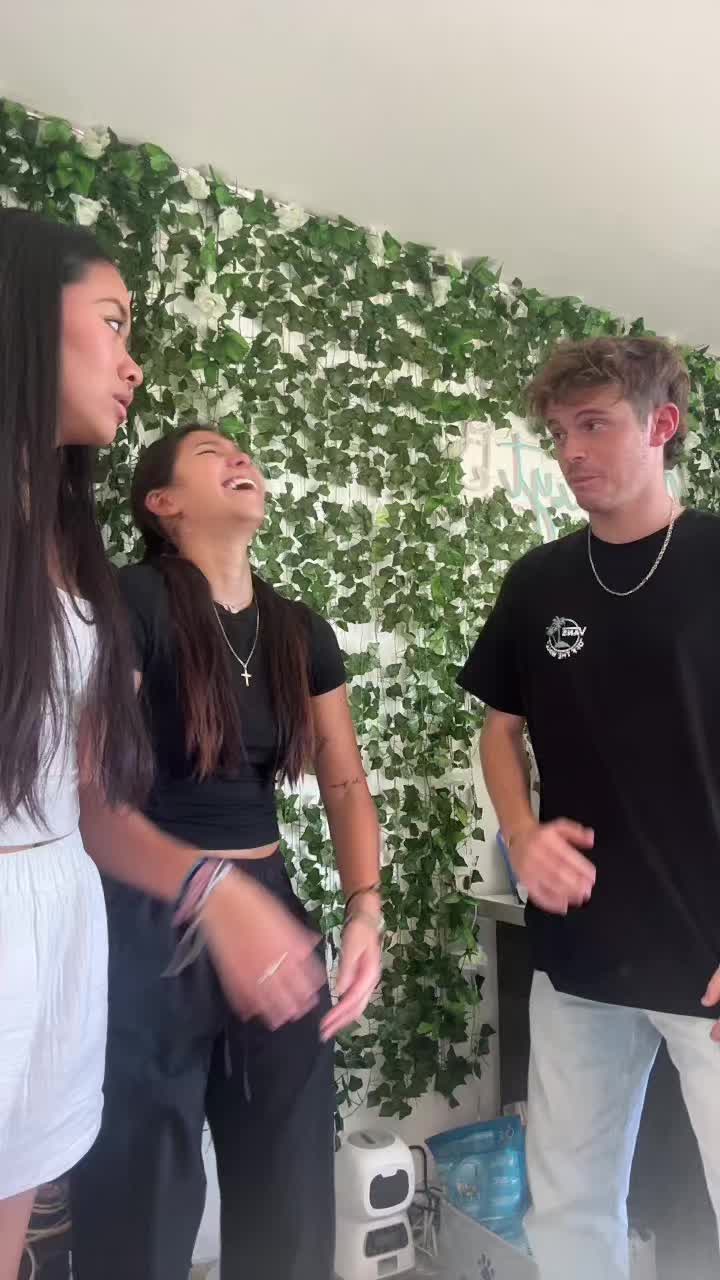 @DOUVINA