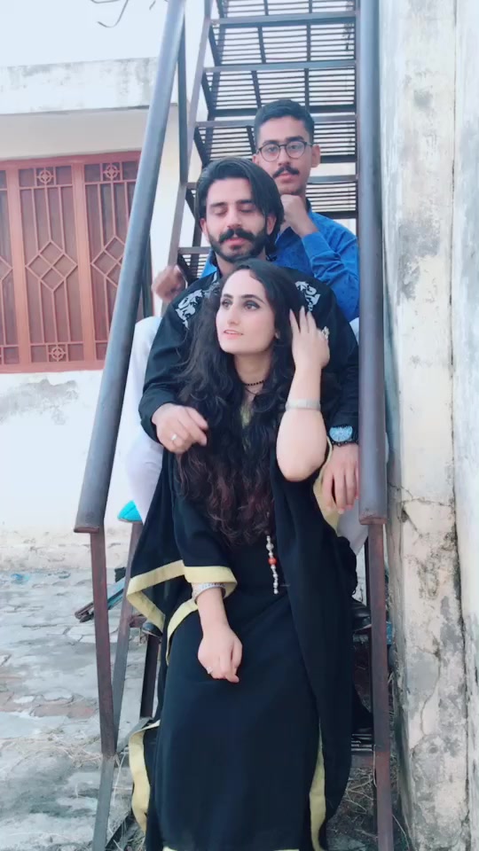 @nawaismirza