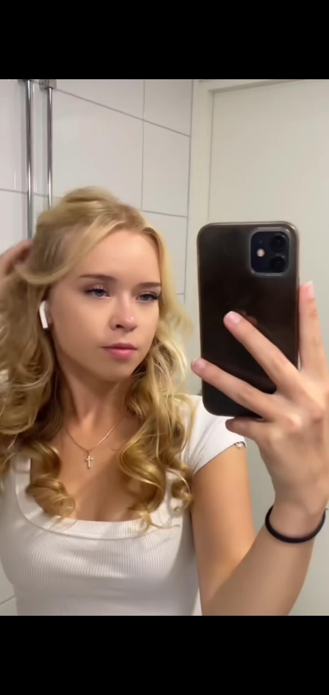 @Fiona🎀🫶🏻