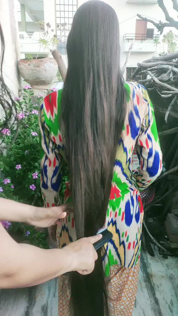 @👑savita paliwal👑💜