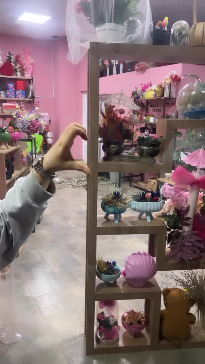 @Ven&uuml;s &Ccedil;i&ccedil;ek