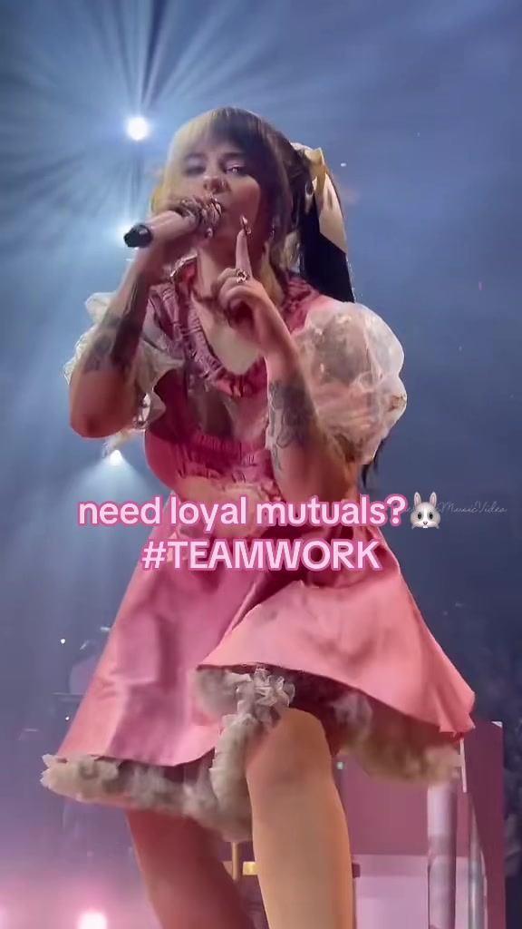 @make mutuals 𝜗𝜚