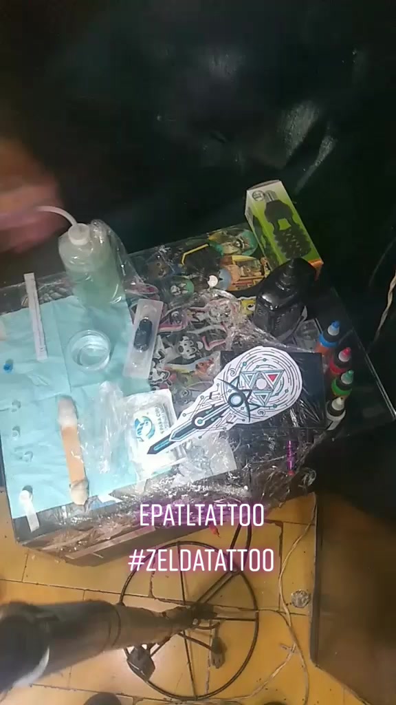 @𝕮𝖗𝖎𝖒𝖘𝖔𝖓 𝕽𝖆𝖛𝖊𝖓