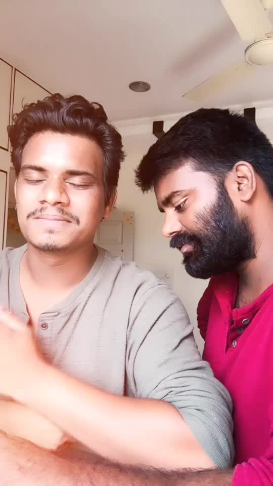 @F2  Brothers😁😜