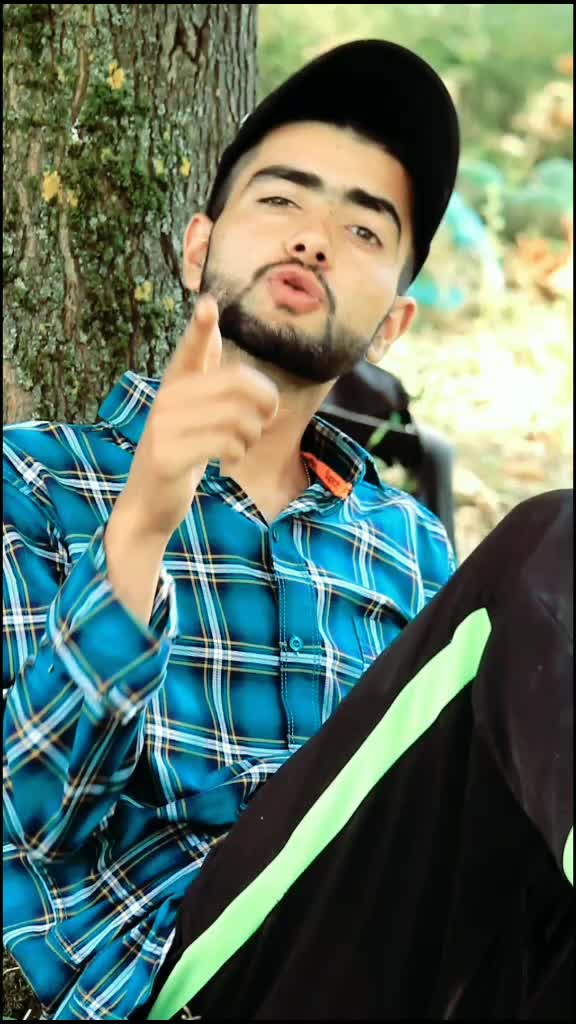 @😊SMILE KING👑