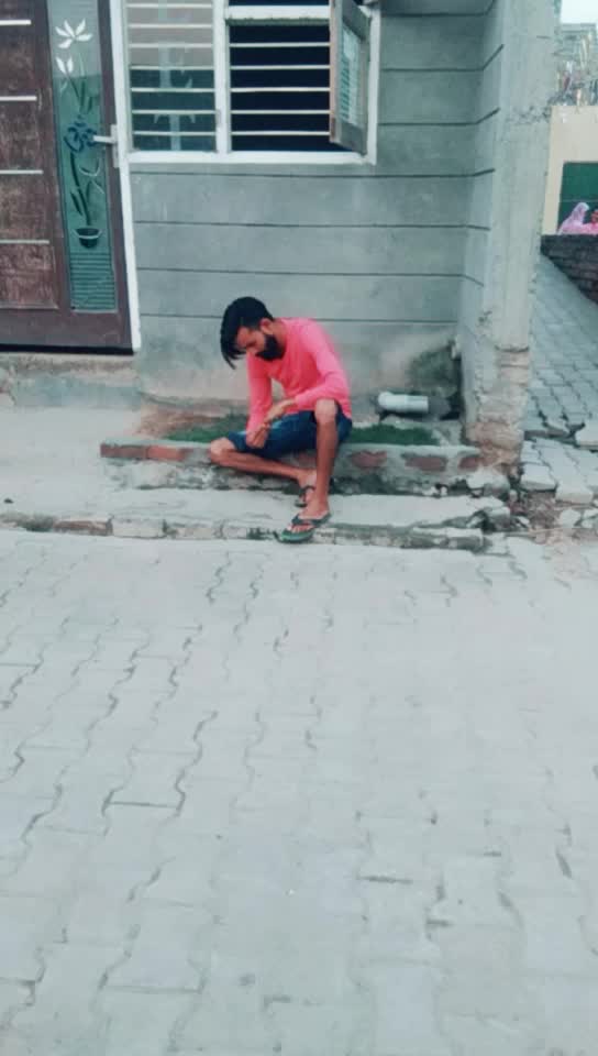 @sukhreet