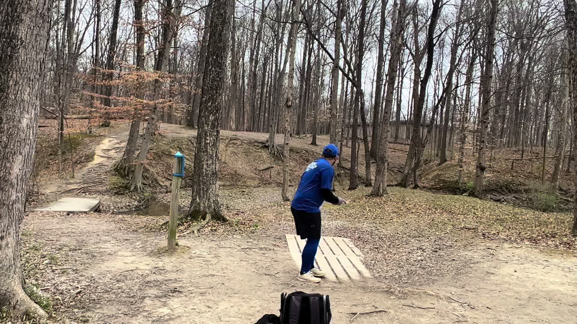 @The lefty disc golfer