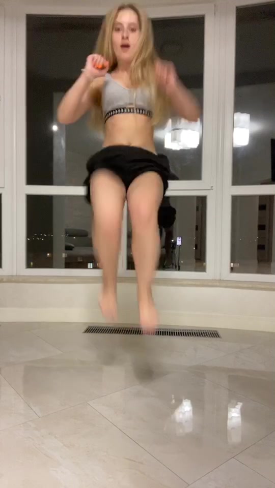 @Ева