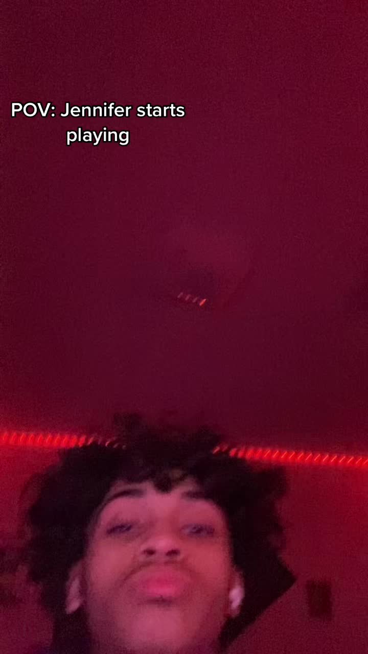@𖣂