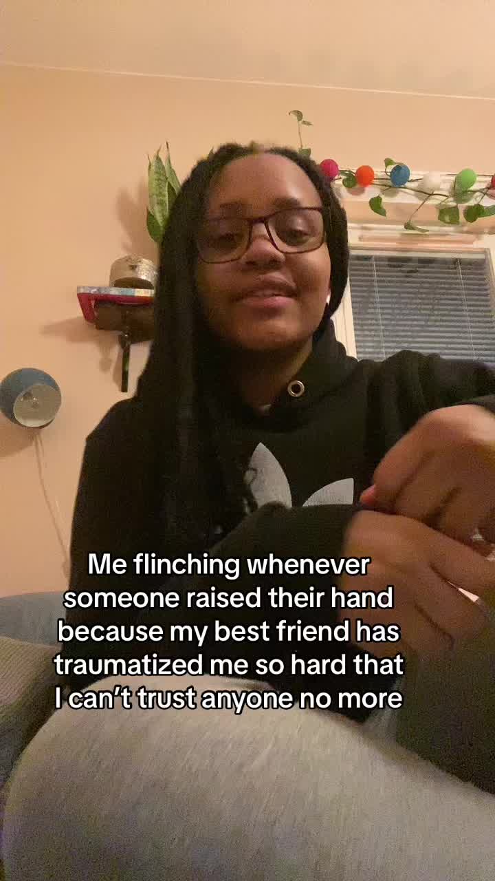 @Nicolevonreal