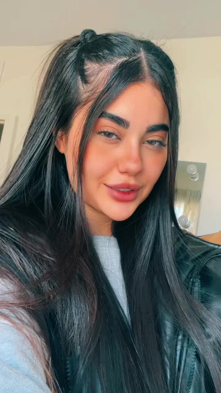@roxanajabarii