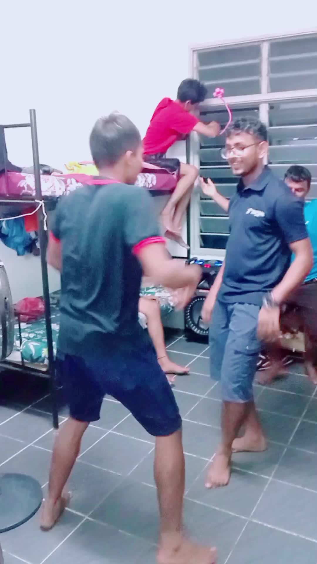 @LUCKYBHAI5500