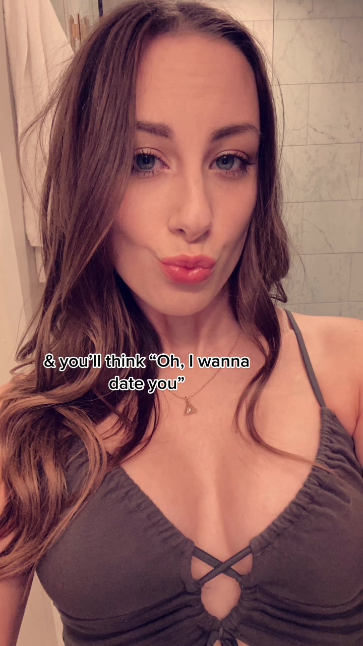 @Lo ✨🩷
