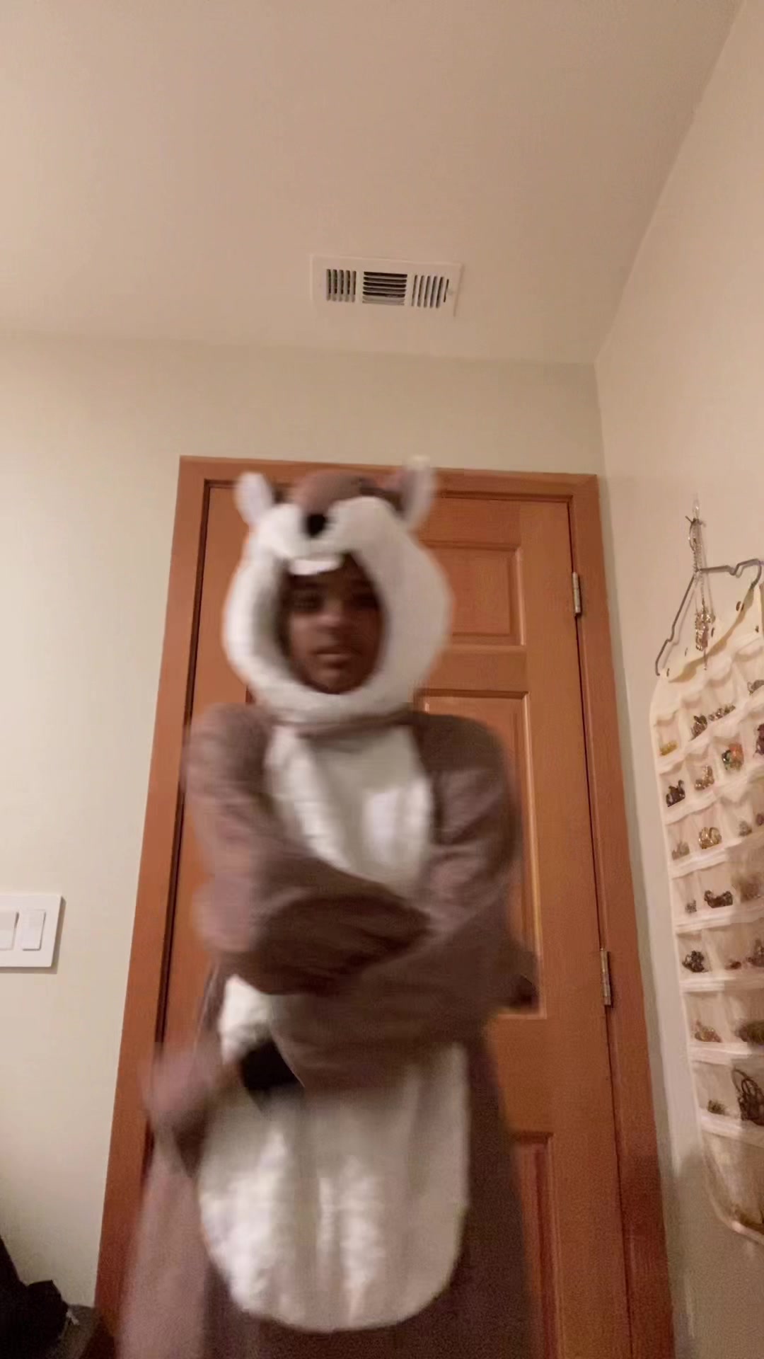 @<3