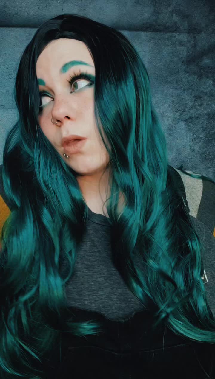 @undeadanie