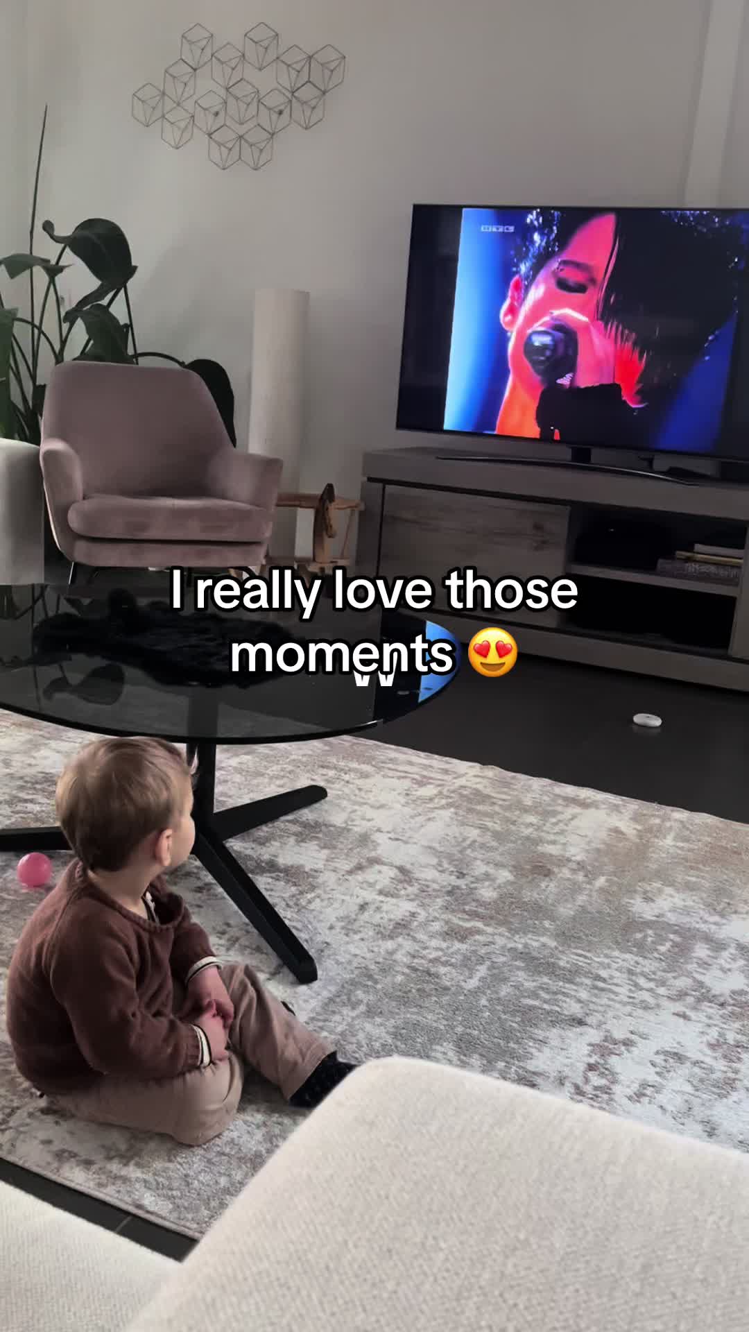 @itsmejulie_th