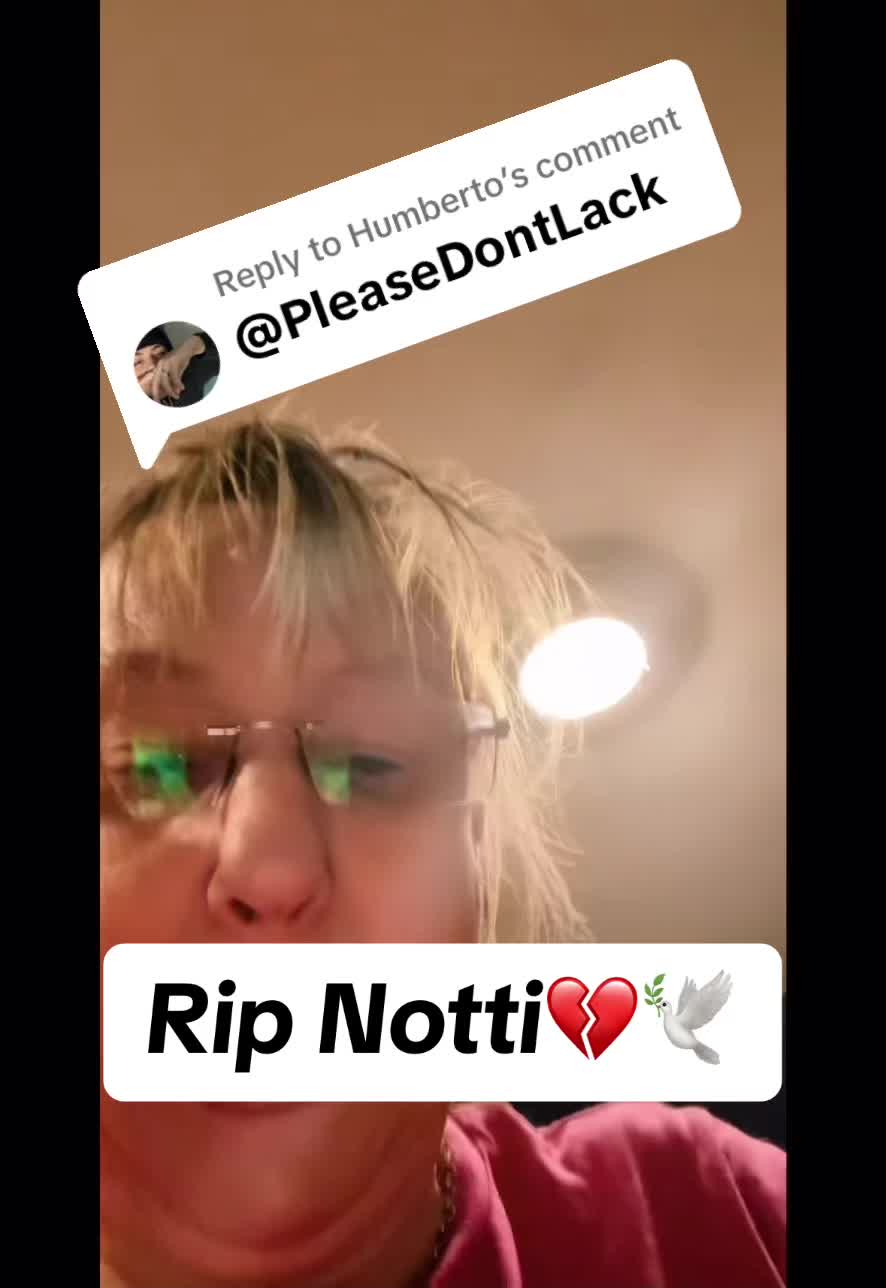 @PleaseDontLack