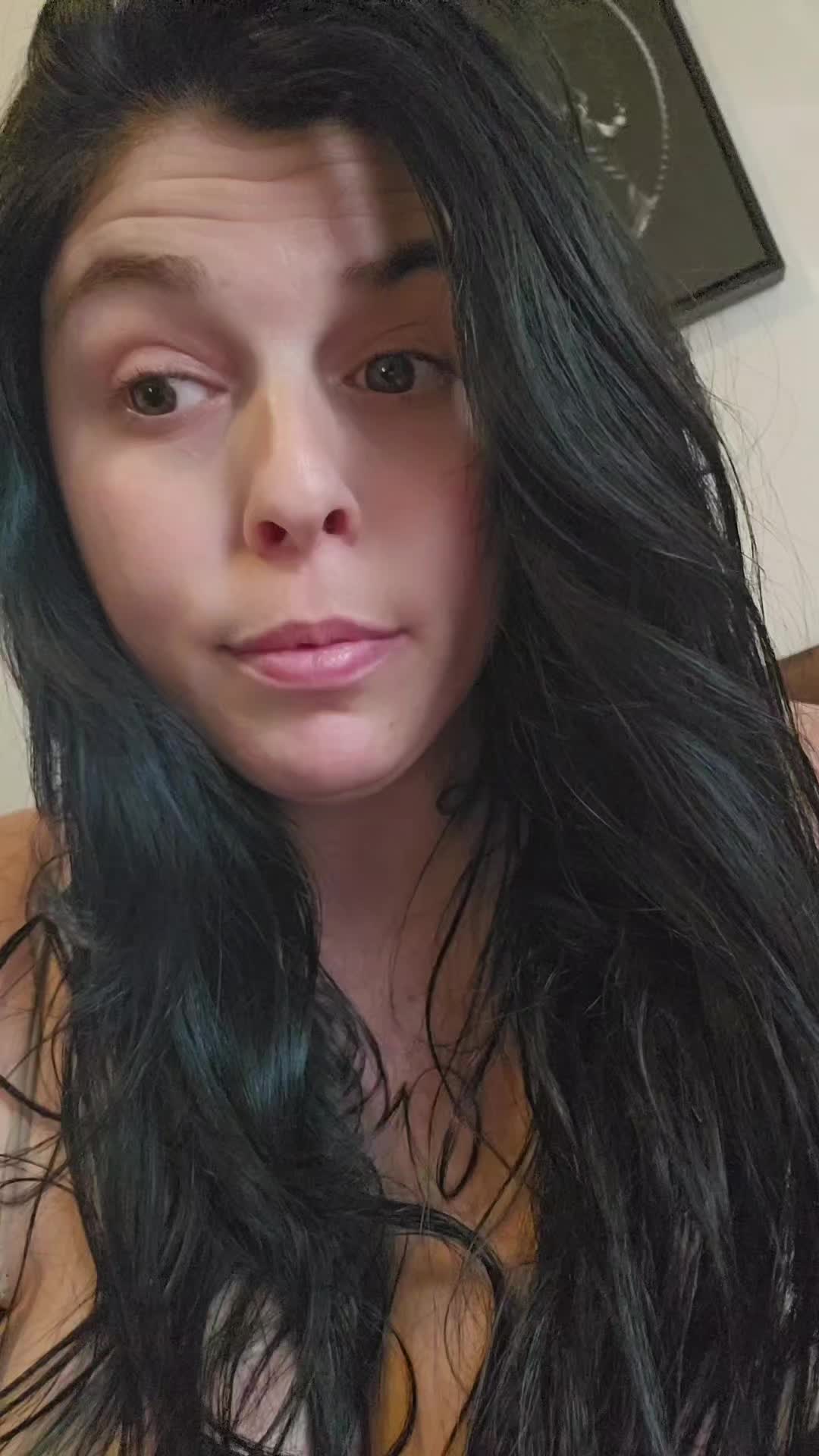 @sheisatang8