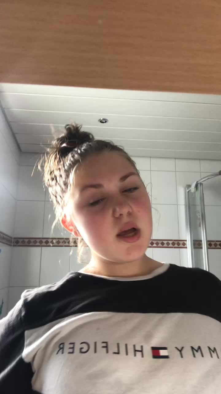 @Alessia๐ญ