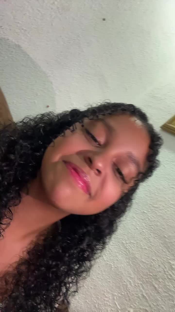 @isabella