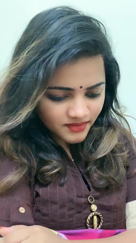@NAVYASRI❤️👩🏻🦰