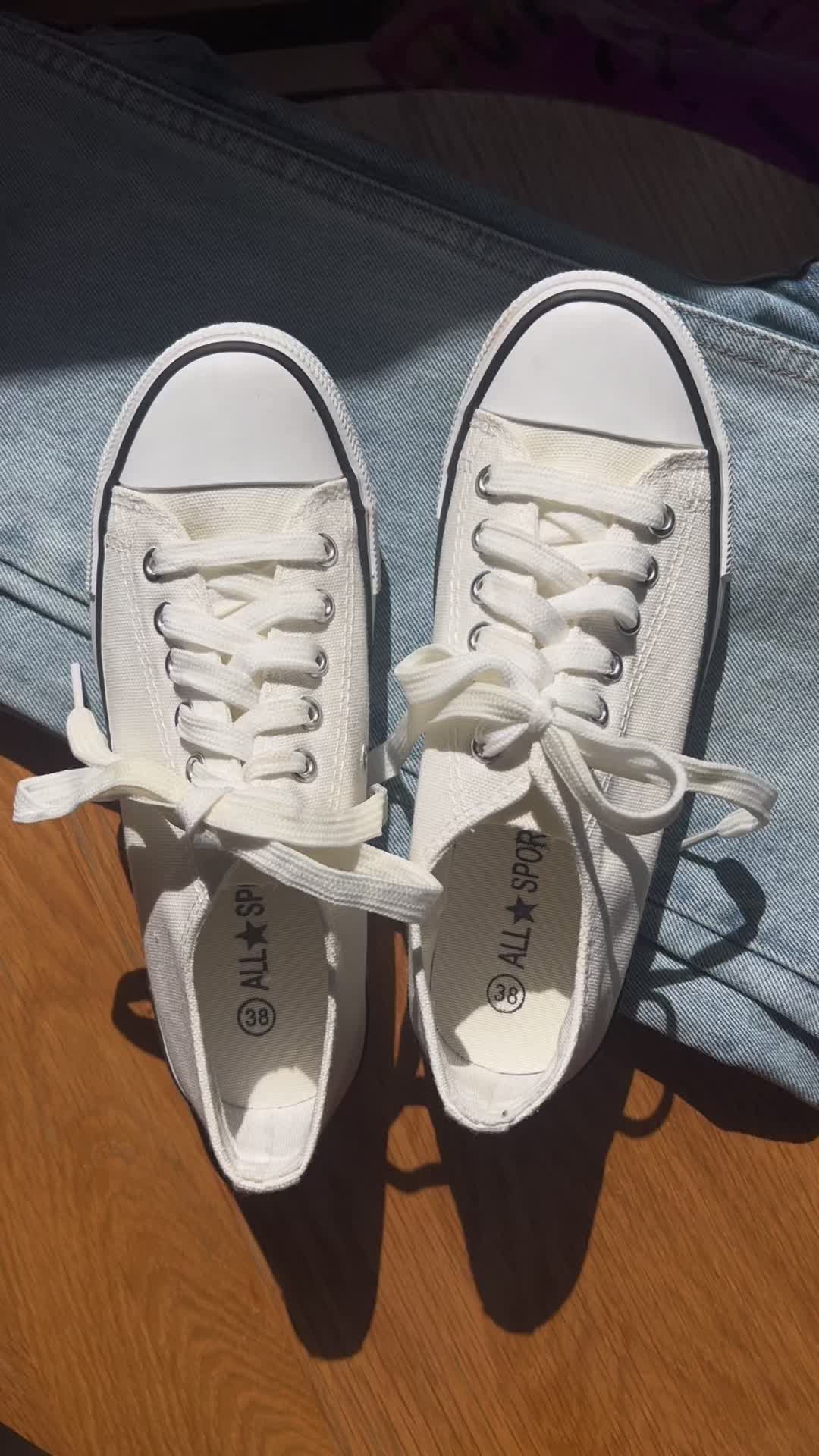 @elaine.pan