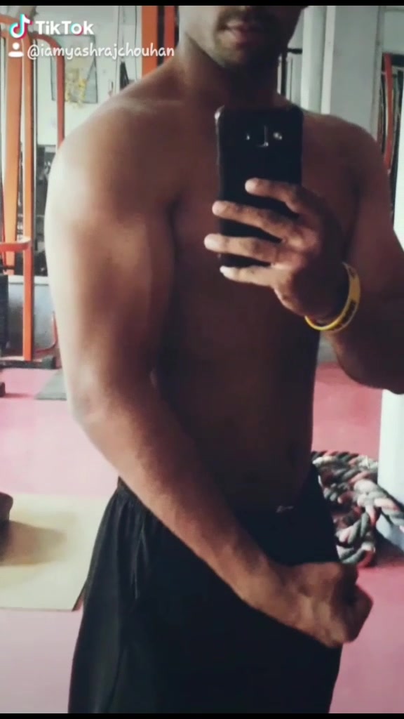 @yashu😉