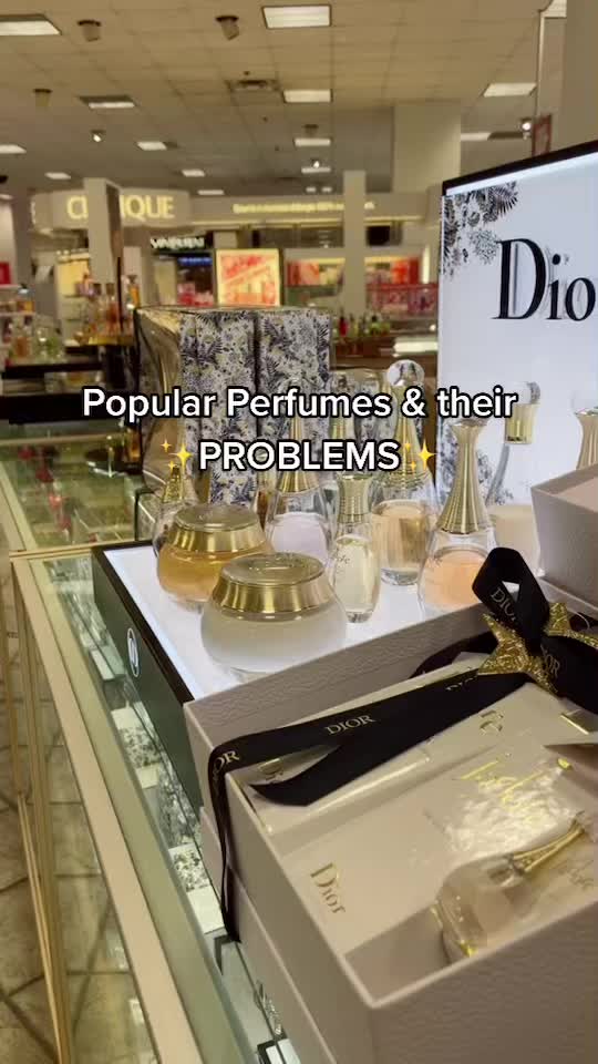 @Nicole Perfumes