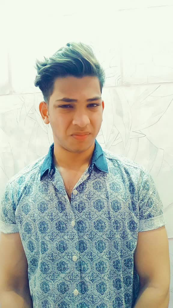 @hug_me_iam_arbaazian