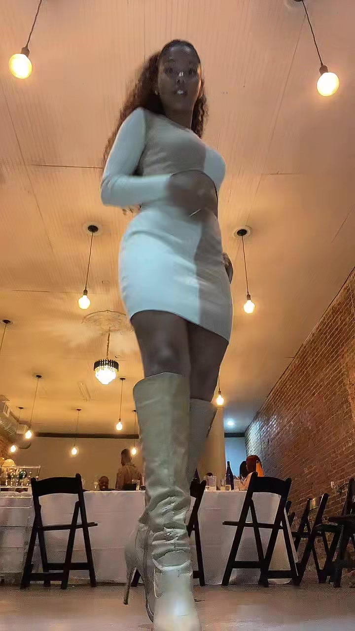 @Rae