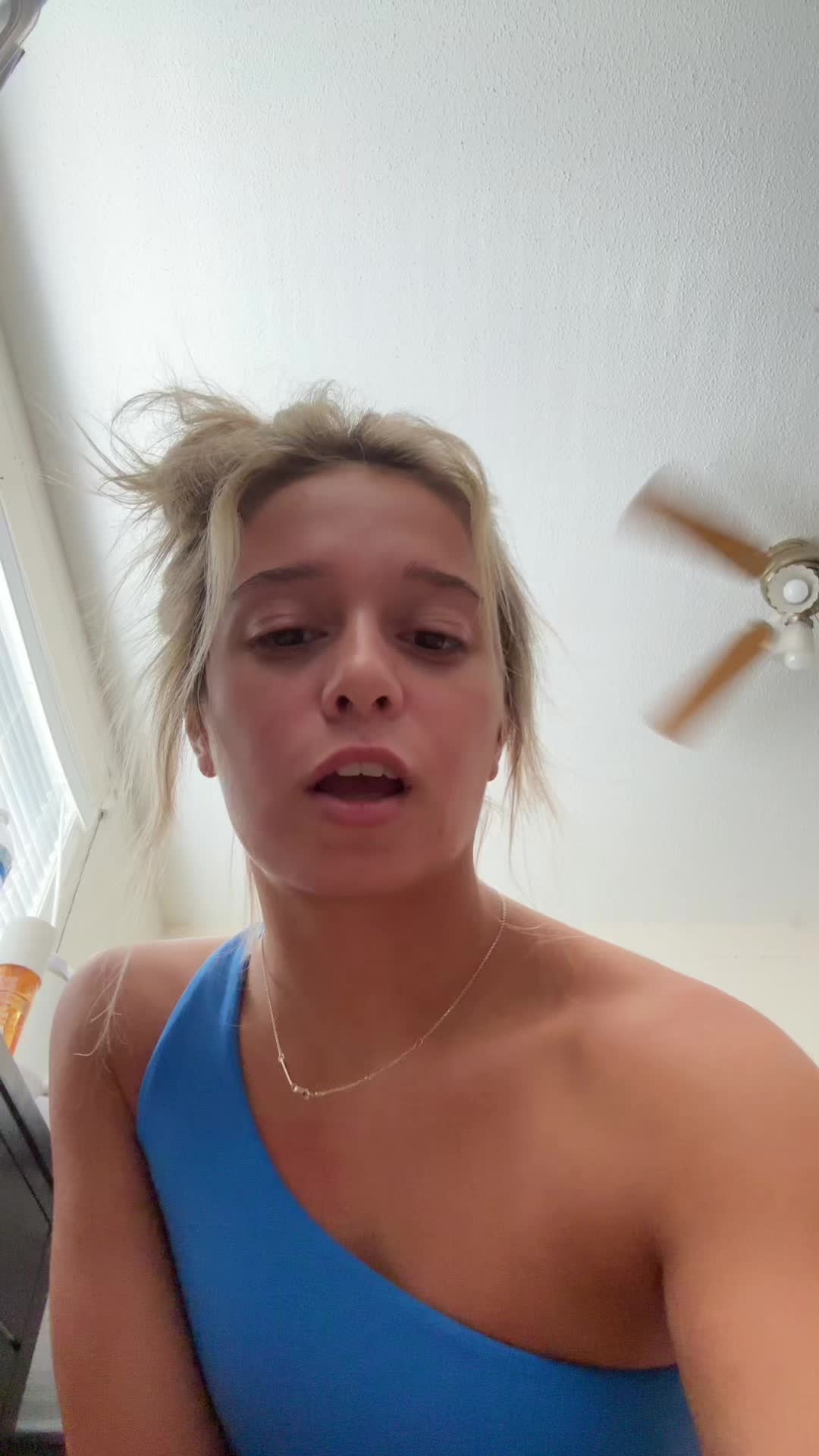 @lexiii