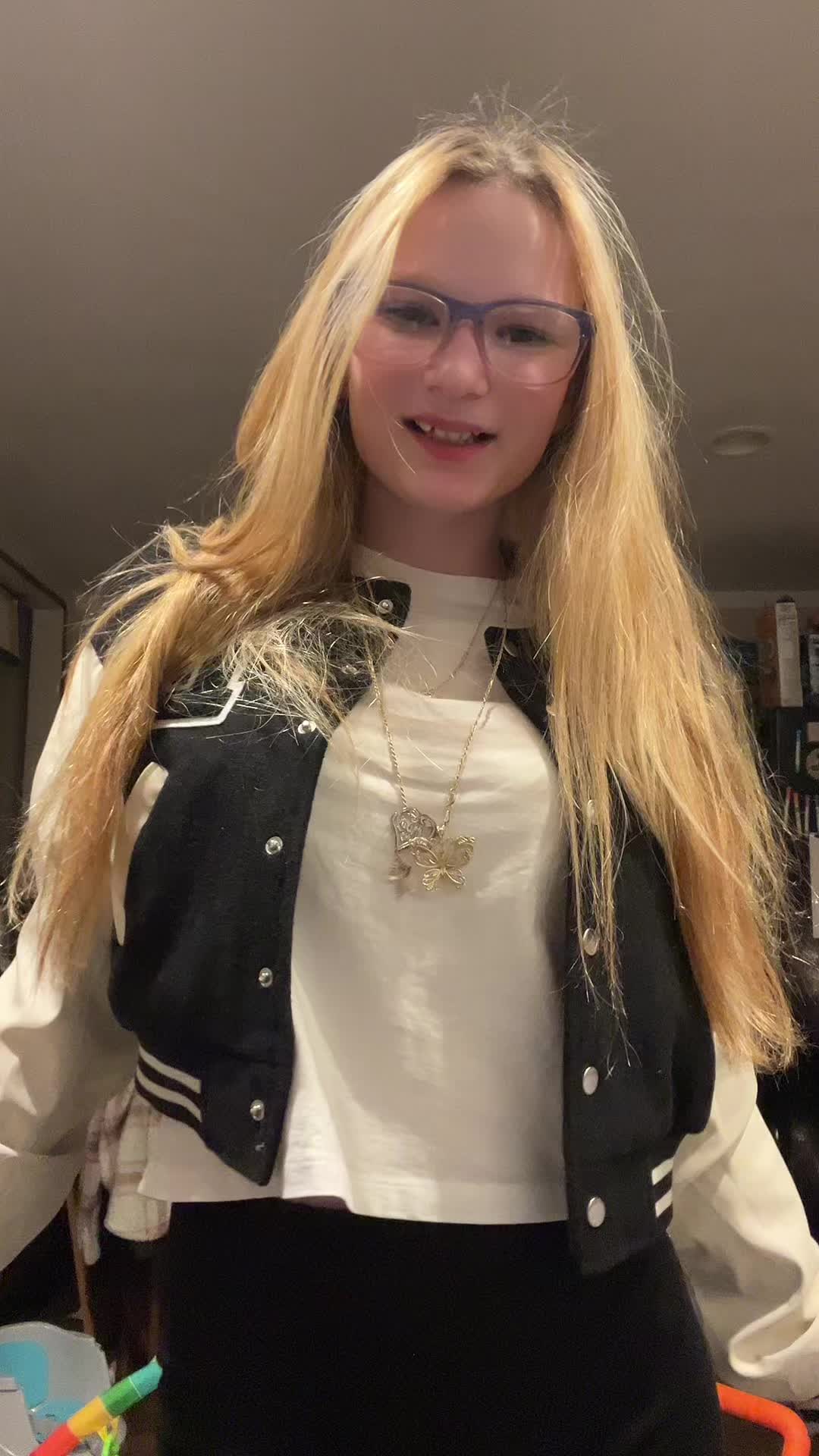 @ashleylynn_17
