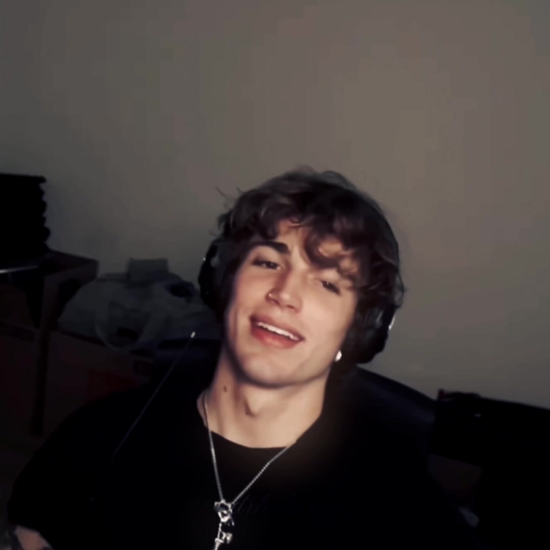 @drhcker