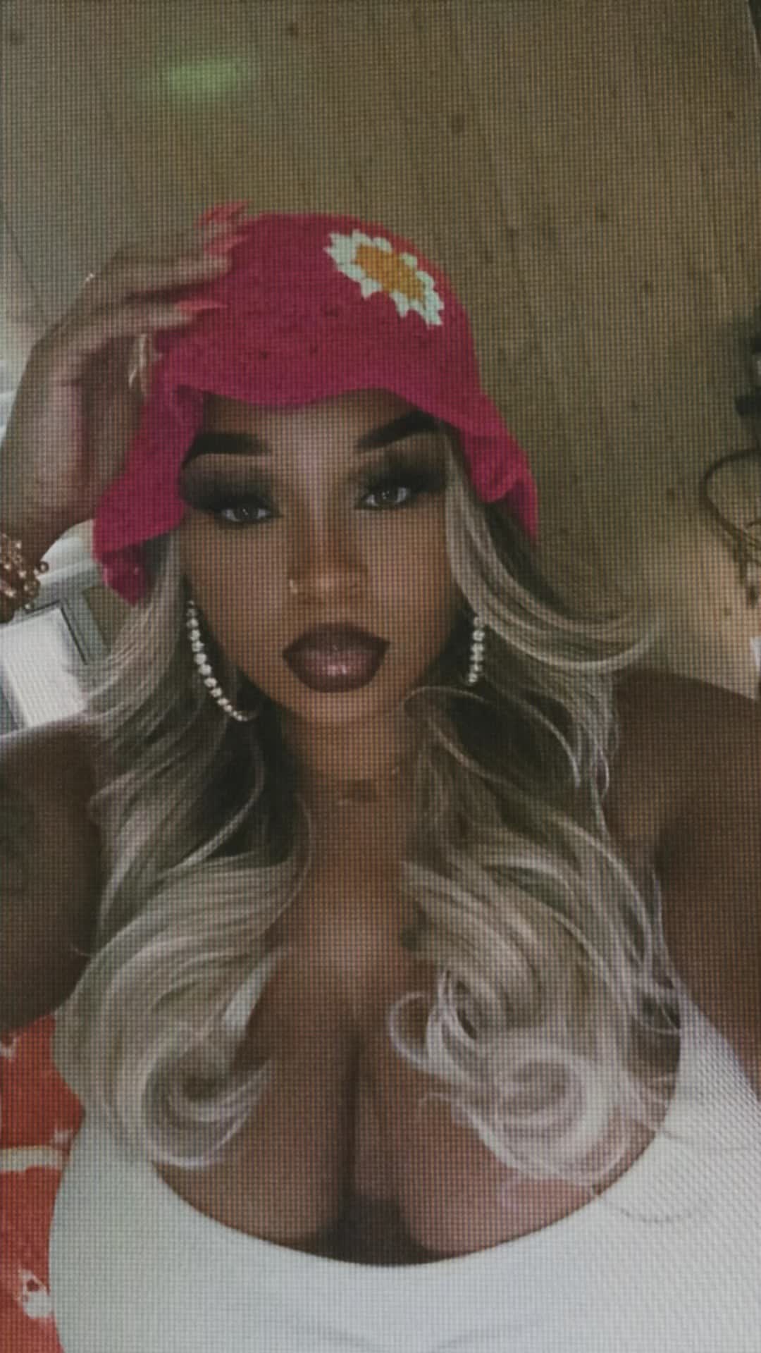 @Chanthia Lynette