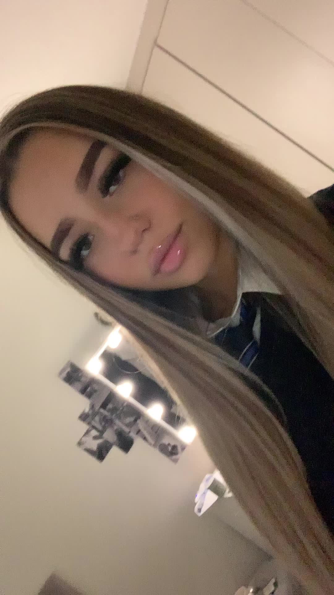 @𝑬.𝑳