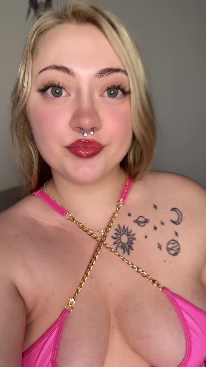@StrawberryKween