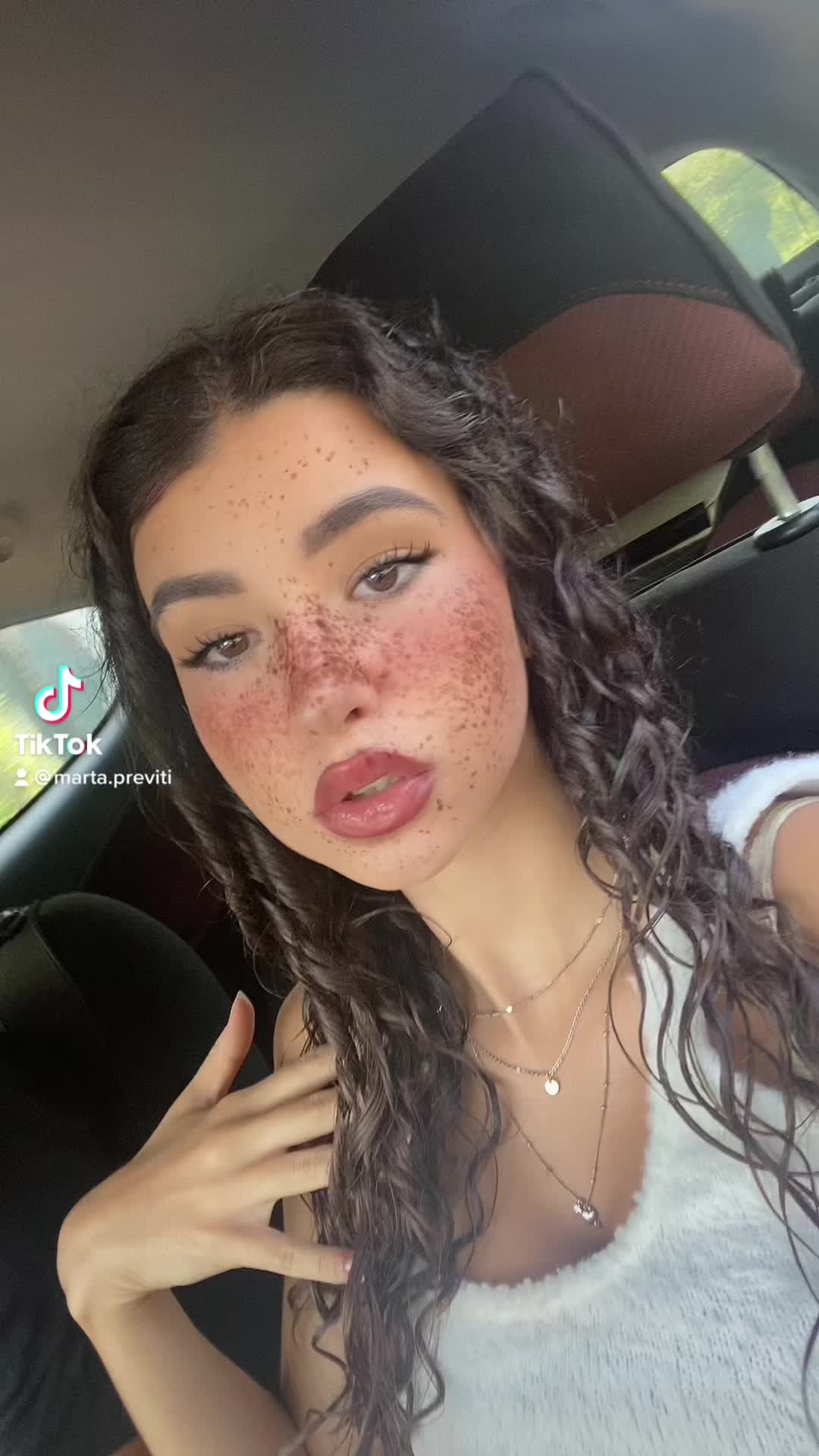 @previtina💘