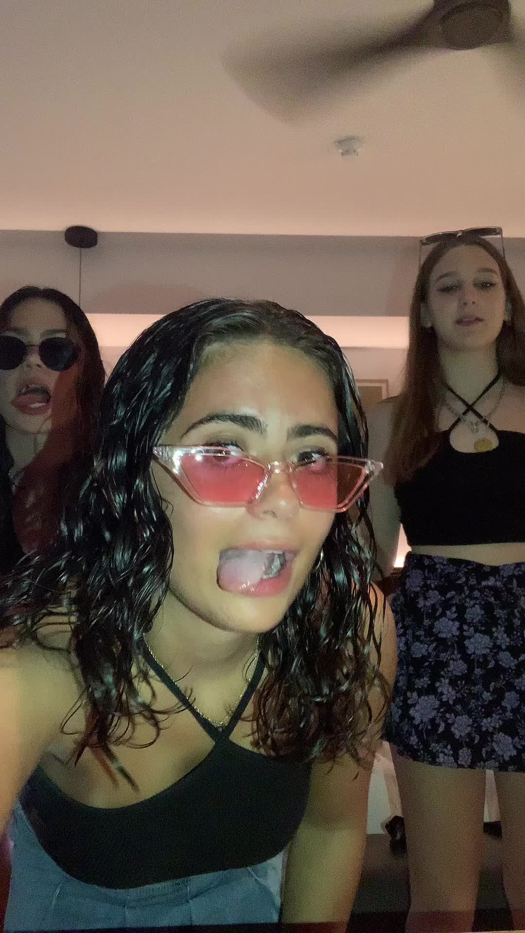@ellaraingold