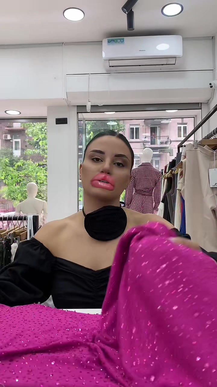 @Vi Fashion
