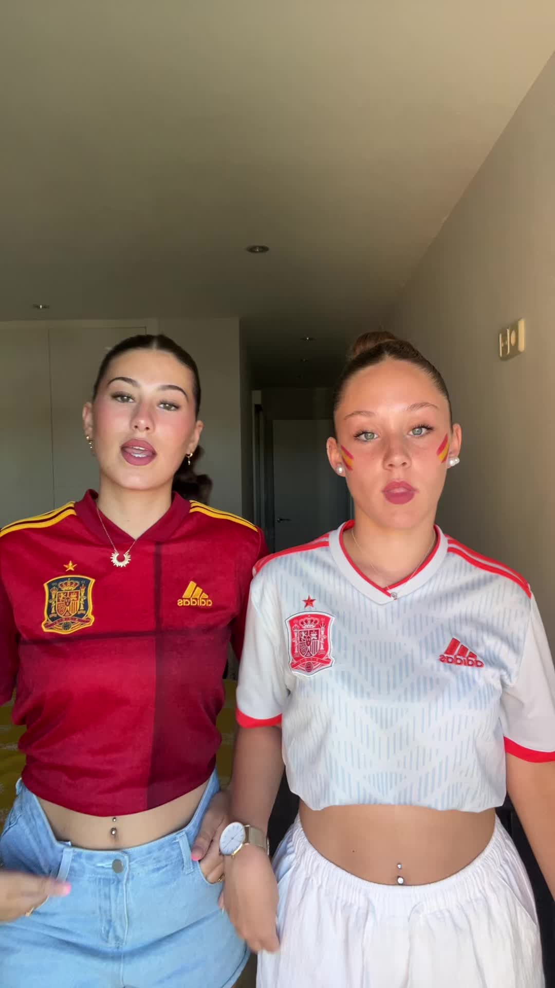 @Paula