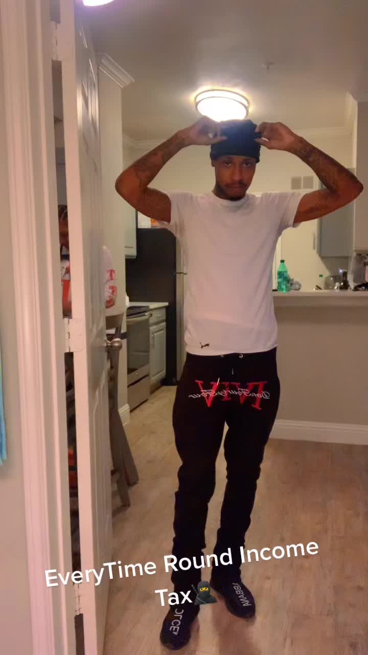 @BiggBaggSantana