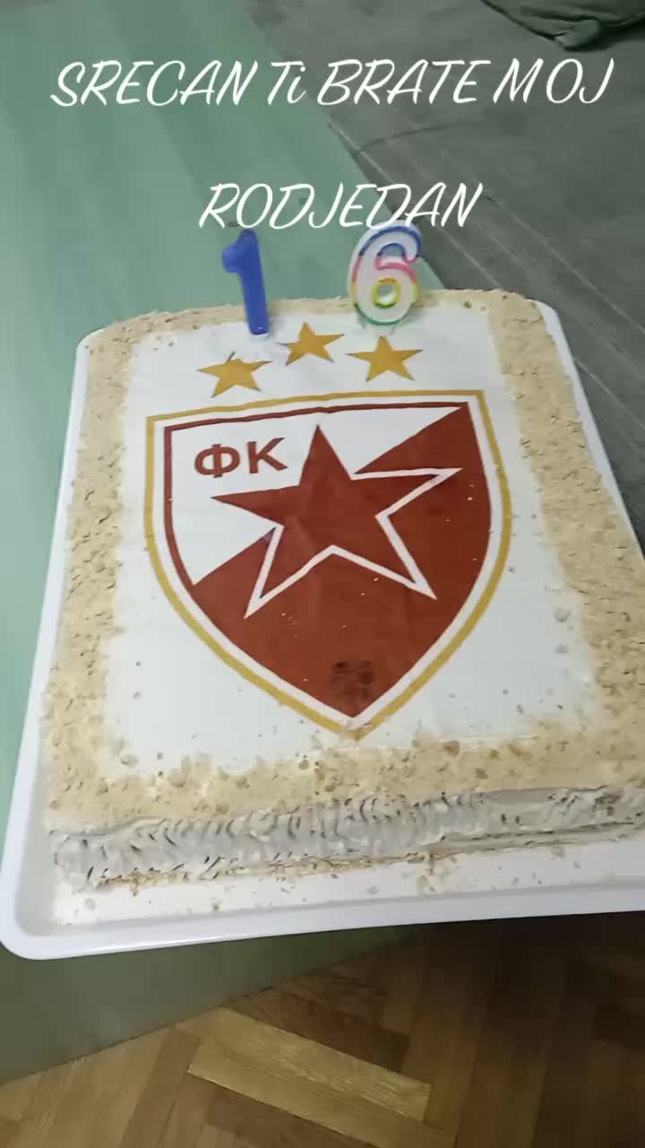 @sarazejak4