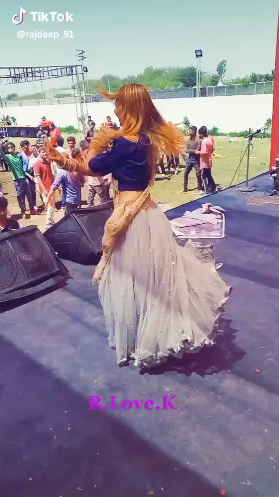 @7046273674