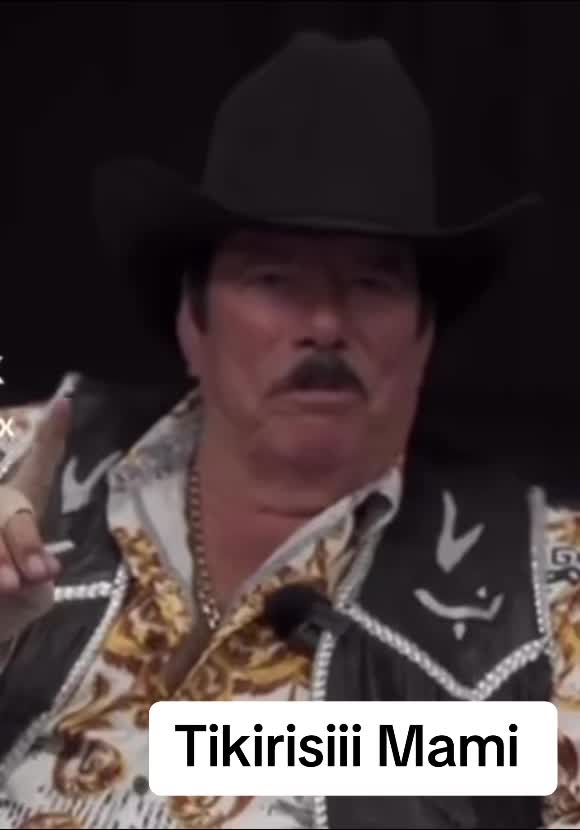 @V&iacute;ctor Alfonso Moreno