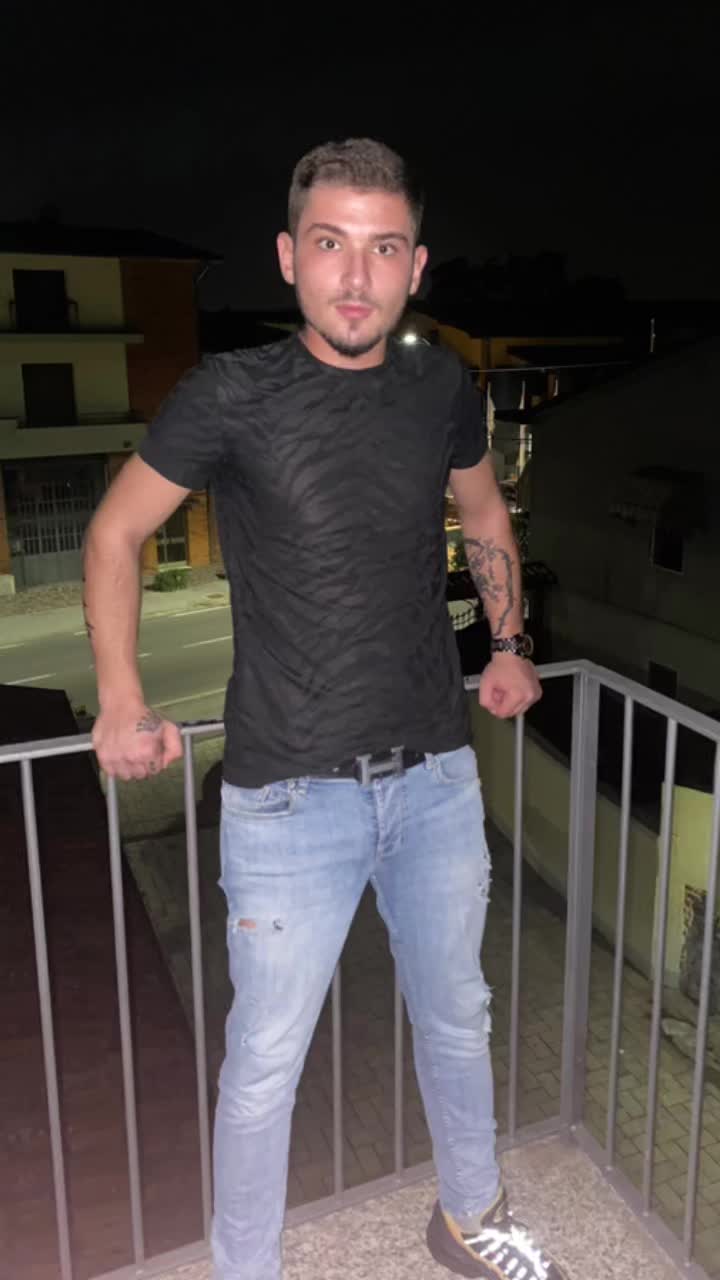 @Mujbashotaa