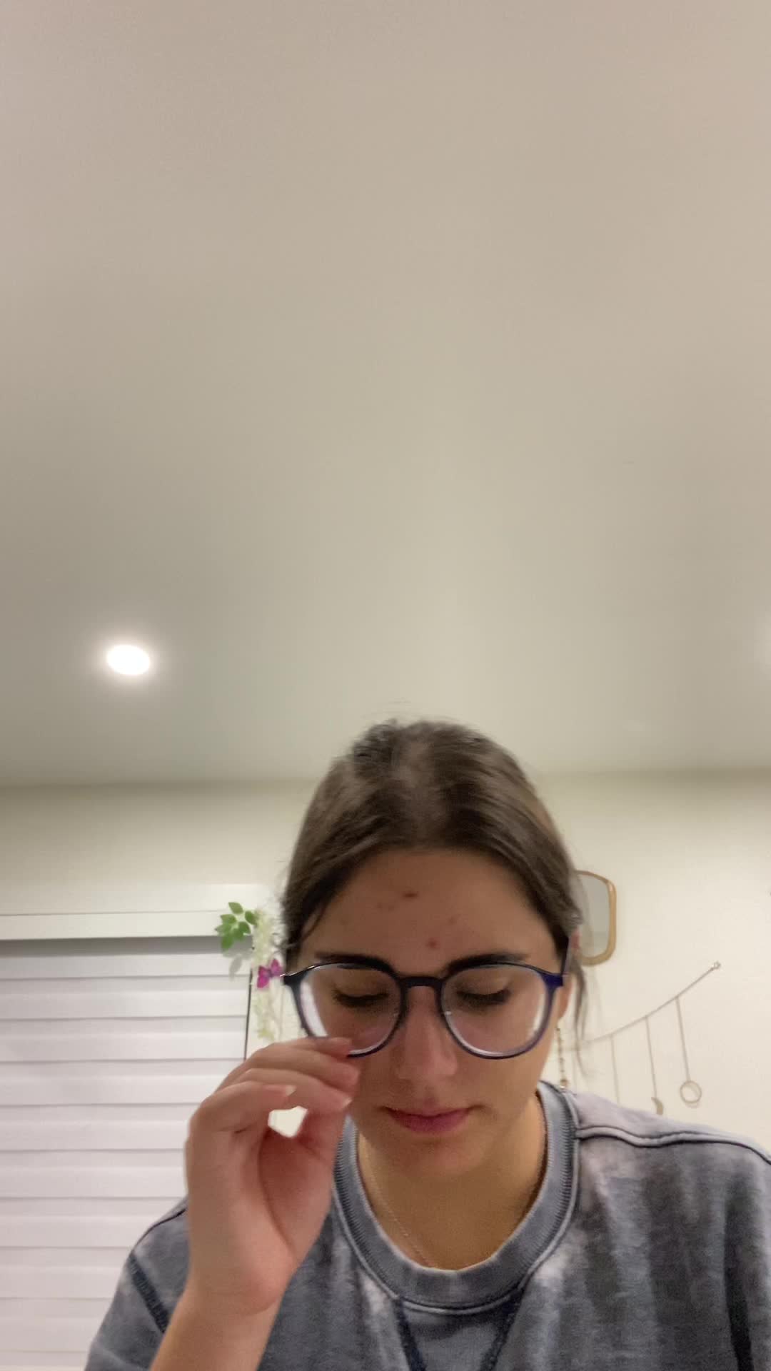 @Ana